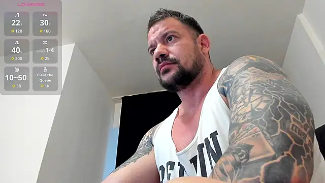 Snapshot of musclemonster31 chatting on June 30, 2026, 3:18 am musclemonster31 online show from June 30, 2026, 3:18 am