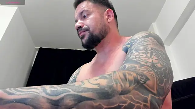 Snapshot of musclemonster31 chatting on July 19, 2026, 9:51 pm musclemonster31 online show from July 19, 2026, 9:51 pm