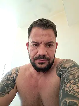 Snapshot of musclemonster31 chatting on August 4, 2026, 1:03 pm musclemonster31 online show from August 4, 2026, 1:03 pm