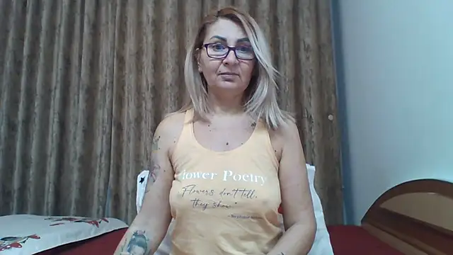 PussyEvely online show from January 13, 2025, 5:44 am