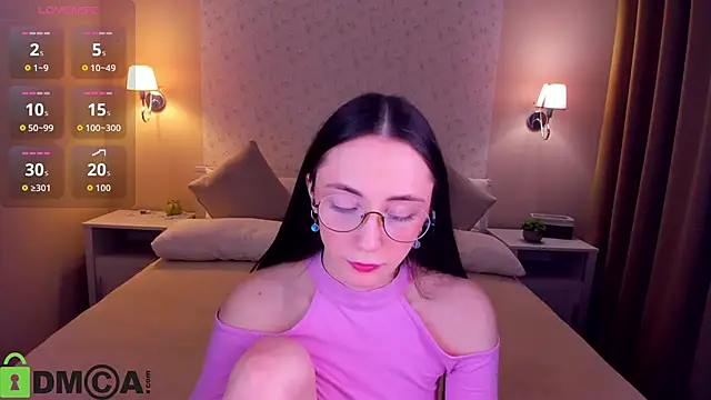 Lexi Split online show from May 18, 2026, 2:18 am
