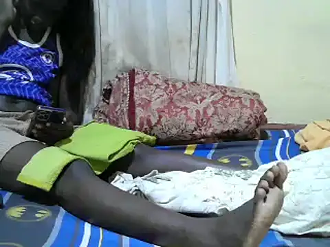 KENYANHONEY01 online show from February 9, 2025, 3:23 pm