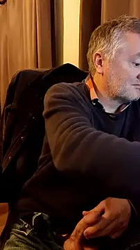 Snapshot of MichOxxford chatting on October 20, 2025, 11:54 am MichOxxford online show from October 20, 2025, 11:54 am