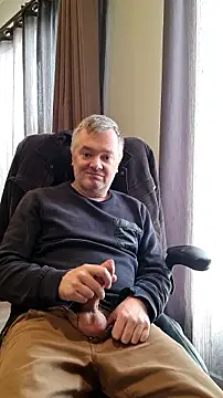 MichOxxford online show from November 27, 2025, 3:19 am