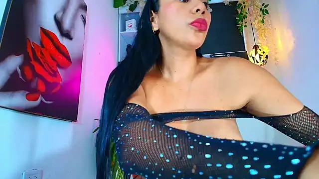 SQUIRT4UMEGAN online show from March 17, 2025, 1:03 am