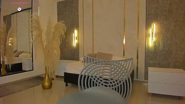 riley sierra online show from September 24, 2025, 12:41 pm