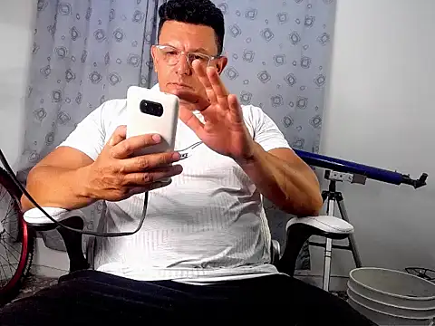 Snapshot of pedropicapi chatting on September 11, 2025, 10:43 pm pedropicapi online show from September 11, 2025, 10:43 pm