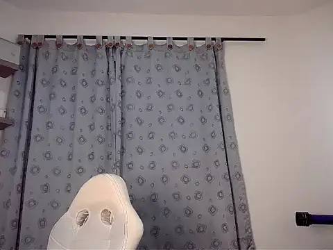 Snapshot of pedropicapi chatting on November 7, 2025, 2:44 am pedropicapi online show from November 7, 2025, 2:44 am