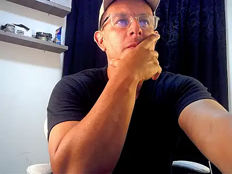 Snapshot of pedropicapi chatting on January 12, 2026, 1:00 am pedropicapi online show from January 12, 2026, 1:00 am