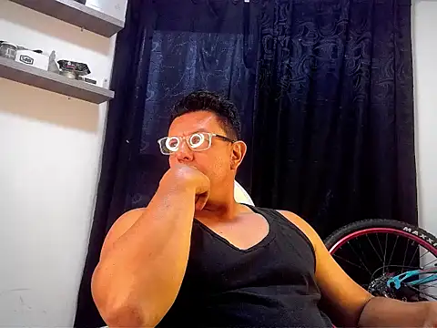 Snapshot of pedropicapi chatting on April 14, 2026, 4:13 pm pedropicapi online show from April 14, 2026, 4:13 pm