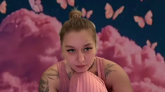 Snapshot of Isabel-Bailey chatting on December 5, 2024, 10:34 pm Isabel-Bailey online show from December 5, 2024, 10:34 pm