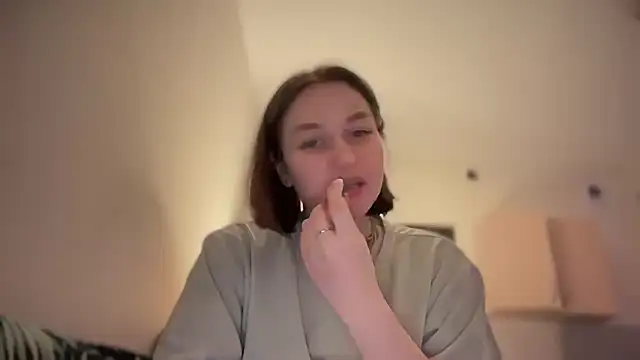 Snapshot of Isabel-Bailey chatting on February 26, 2025, 10:09 pm Isabel-Bailey online show from February 26, 2025, 10:09 pm