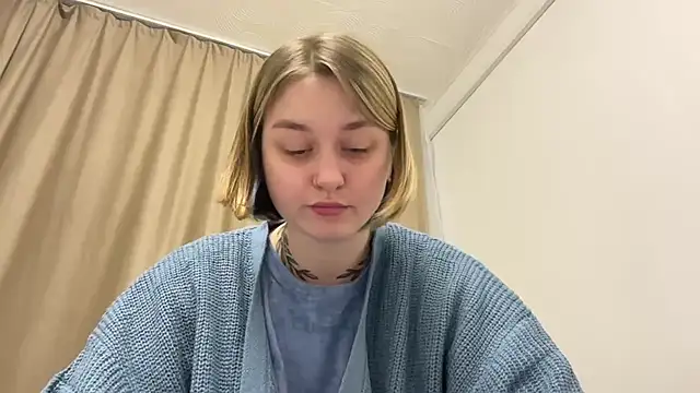 Snapshot of Isabel-Bailey chatting on October 12, 2025, 10:31 pm Isabel-Bailey online show from October 12, 2025, 10:31 pm