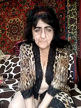 Lovely Lori online show from February 4, 2025, 3:04 pm