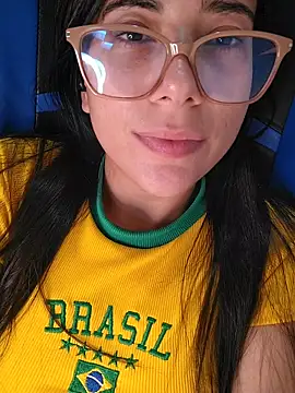 Rafaelayamazaki online show from June 16, 2026, 12:19 pm