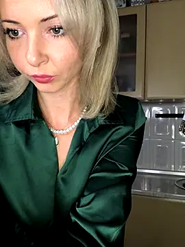 Snapshot of Kristina03 chatting on October 22, 2025, 8:30 pm Kristina03 online show from October 22, 2025, 8:30 pm