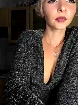 Snapshot of Kristina03 chatting on October 27, 2025, 9:52 pm Kristina03 online show from October 27, 2025, 9:52 pm