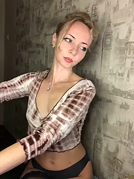 Kristina03 online show from December 22, 2025, 9:12 pm