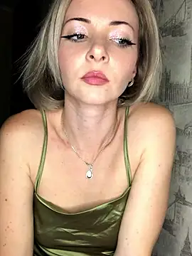 Kristina03 online show from January 13, 2026, 9:09 pm