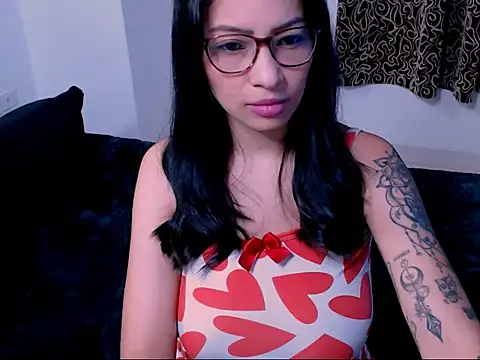 Snapshot of diana__34 chatting on October 6, 2025, 1:03 am diana 34 online show from October 6, 2025, 1:03 am