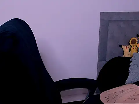 Snapshot of diana__34 chatting on October 12, 2025, 12:20 am diana 34 online show from October 12, 2025, 12:20 am