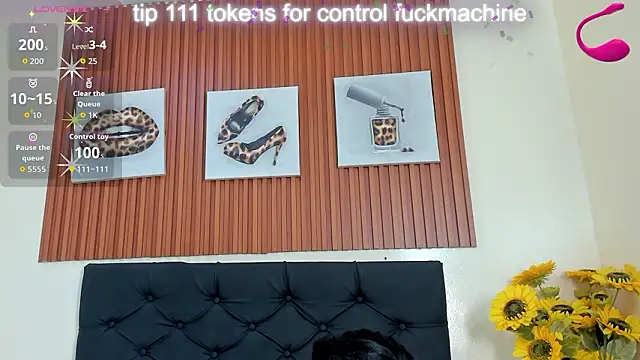 Snapshot of Cristale69 chatting on February 11, 2026, 6:35 pm Cristale69 online show from February 11, 2026, 6:35 pm