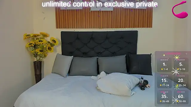 Snapshot of Cristale69 chatting on March 16, 2026, 6:45 pm Cristale69 online show from March 16, 2026, 6:45 pm