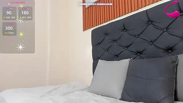 Snapshot of Cristale69 chatting on March 25, 2026, 6:36 pm Cristale69 online show from March 25, 2026, 6:36 pm