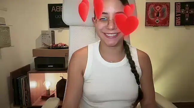 adriana  sosa  online show from February 13, 2025, 10:54 pm