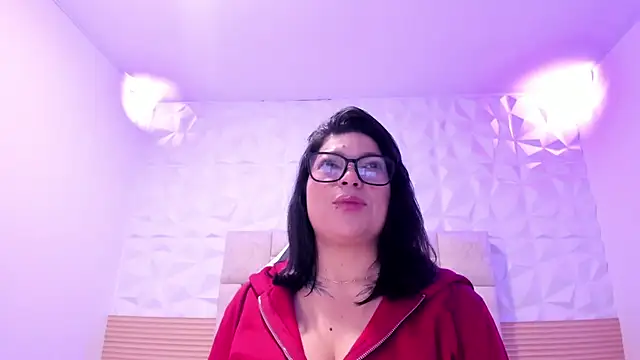 PauletteJ online show from April 30, 2026, 11:49 am