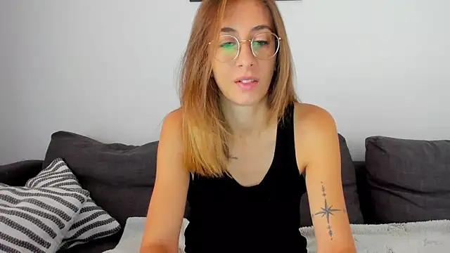 DesireMore90 online show from September 23, 2025, 7:11 am