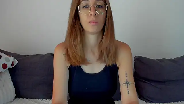 Snapshot of DesireMore90 chatting on July 6, 2026, 10:34 am DesireMore90 online show from July 6, 2026, 10:34 am