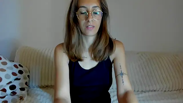 Snapshot of DesireMore90 chatting on July 17, 2026, 9:41 pm DesireMore90 online show from July 17, 2026, 9:41 pm