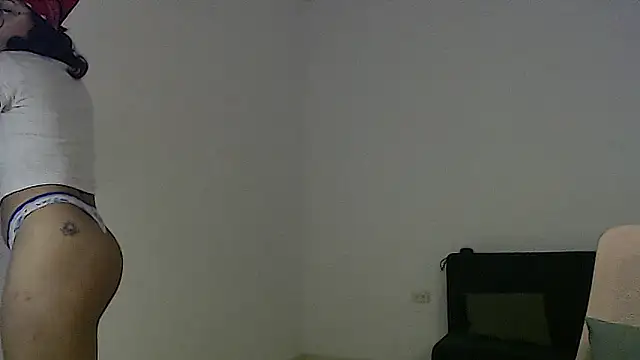 Putaku San online show from December 20, 2025, 5:03 am