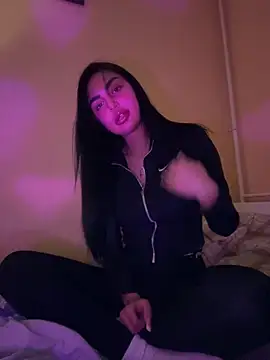 CabrioCabrio online show from March 10, 2026, 7:41 pm