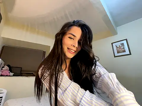 LittleePrincess online show from September 23, 2025, 7:28 pm