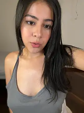 Snapshot of CuteKira7 chatting on May 1, 2026, 3:00 am CuteKira7 online show from May 1, 2026, 3:00 am
