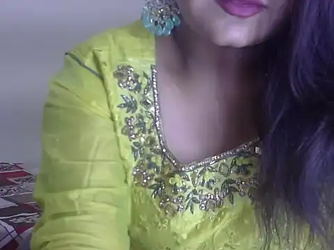 Snapshot of Lusty_Wife1 chatting on October 24, 2025, 7:43 pm Lusty Wife1 online show from October 24, 2025, 7:43 pm