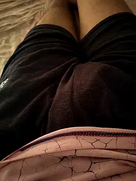 Horny boy321 online show from September 28, 2025, 9:14 am