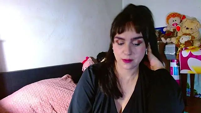 collette beaufoy  online show from May 5, 2026, 5:04 am