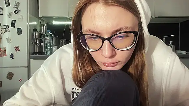  emilia xxx online show from December 28, 2024, 5:33 am