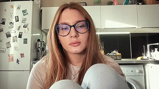  emilia xxx online show from January 30, 2025, 4:16 am