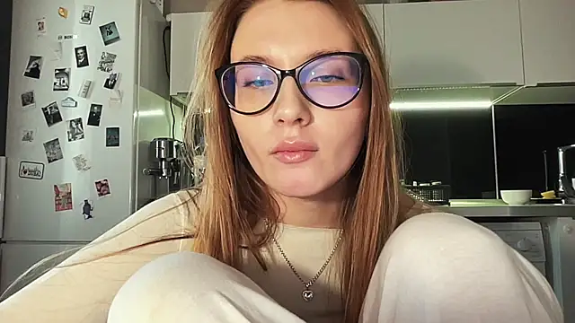  emilia xxx online show from February 10, 2025, 6:31 am