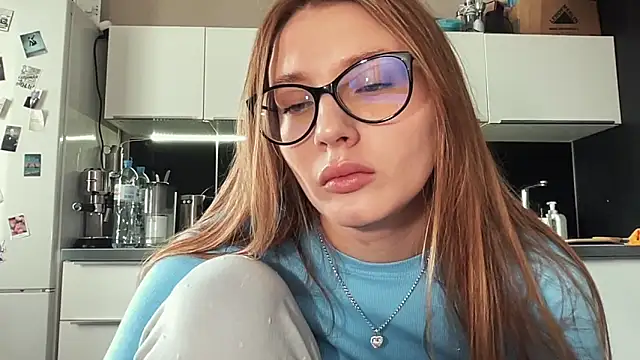  emilia xxx online show from February 17, 2025, 5:14 am