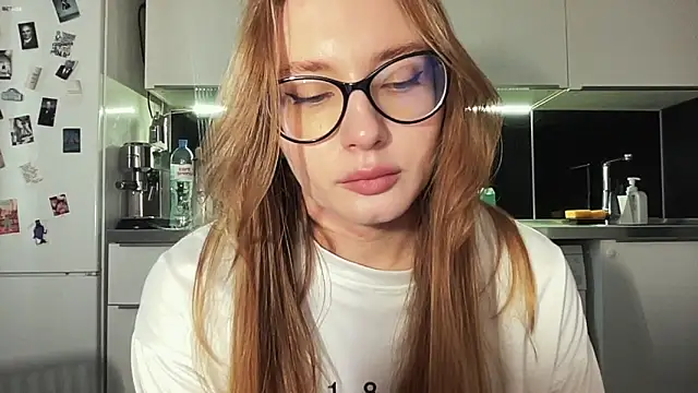  emilia xxx online show from March 7, 2025, 8:13 am