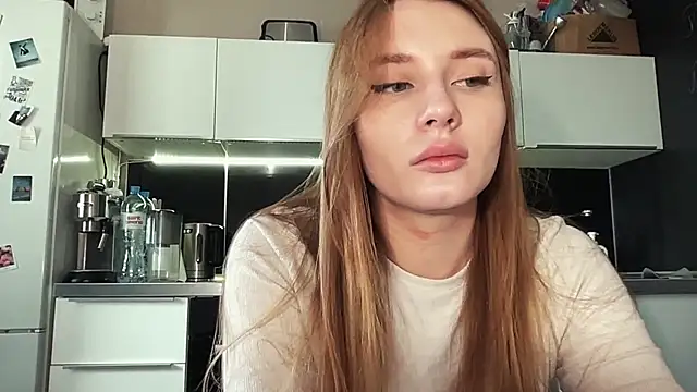  emilia xxx online show from March 14, 2025, 3:37 am