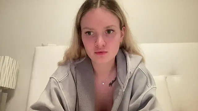 mariemelissah online show from February 1, 2025, 4:33 pm