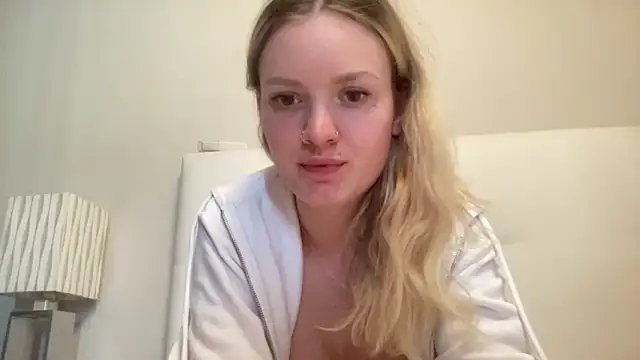 mariemelissah online show from February 13, 2025, 4:07 pm