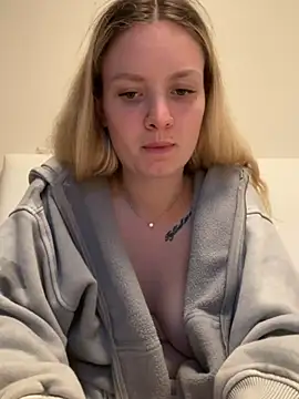 mariemelissah online show from February 23, 2025, 6:34 pm