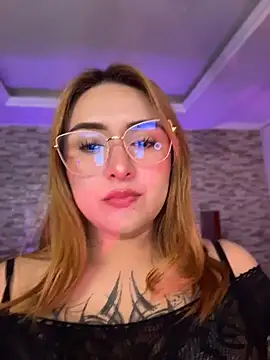 vanesaa blake online show from May 5, 2026, 3:25 am